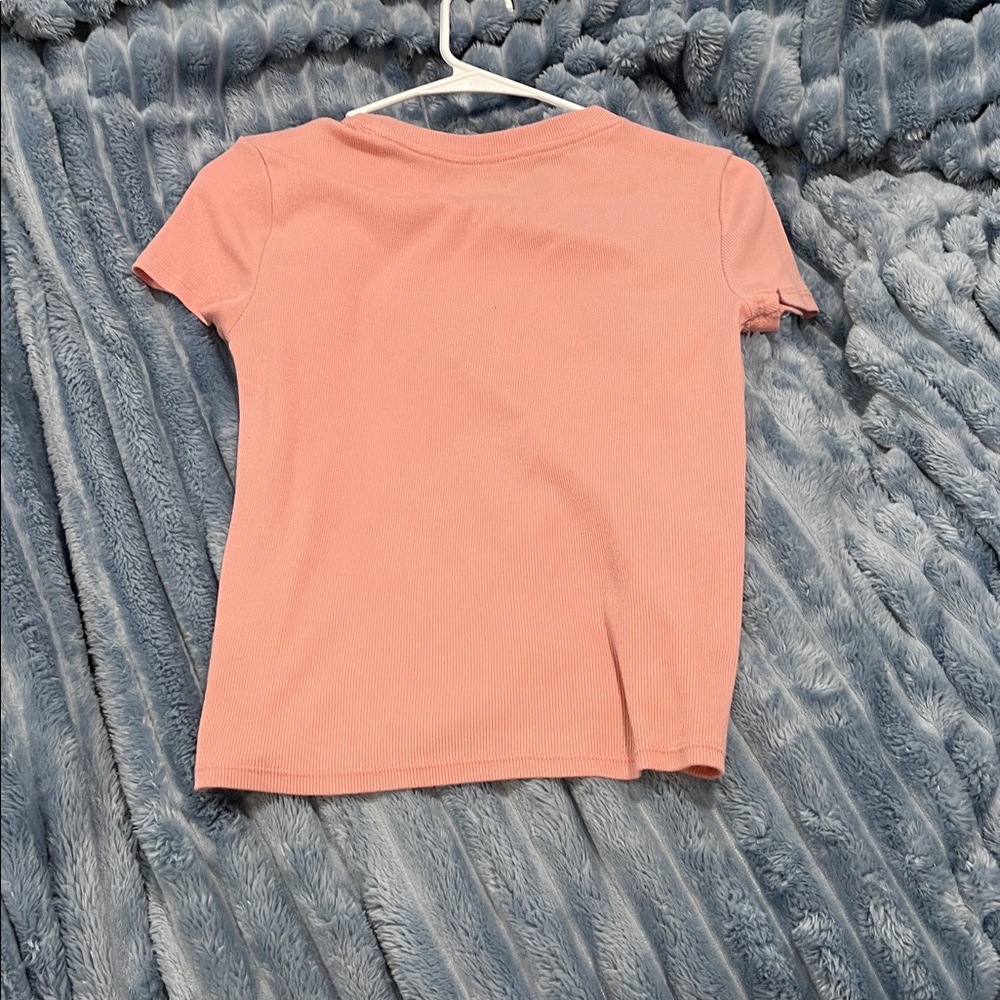 pink tshirt - Picture 3 of 3
